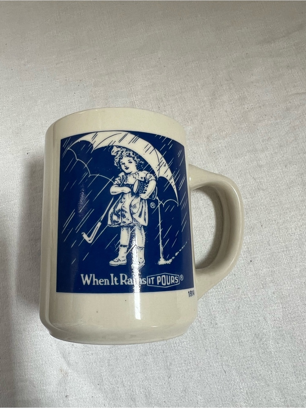 Morton Salt Coffee Cup Mugs (3) 1914 1921 1956 When It Rains It Pours Umbrella - Picture 9 of 10